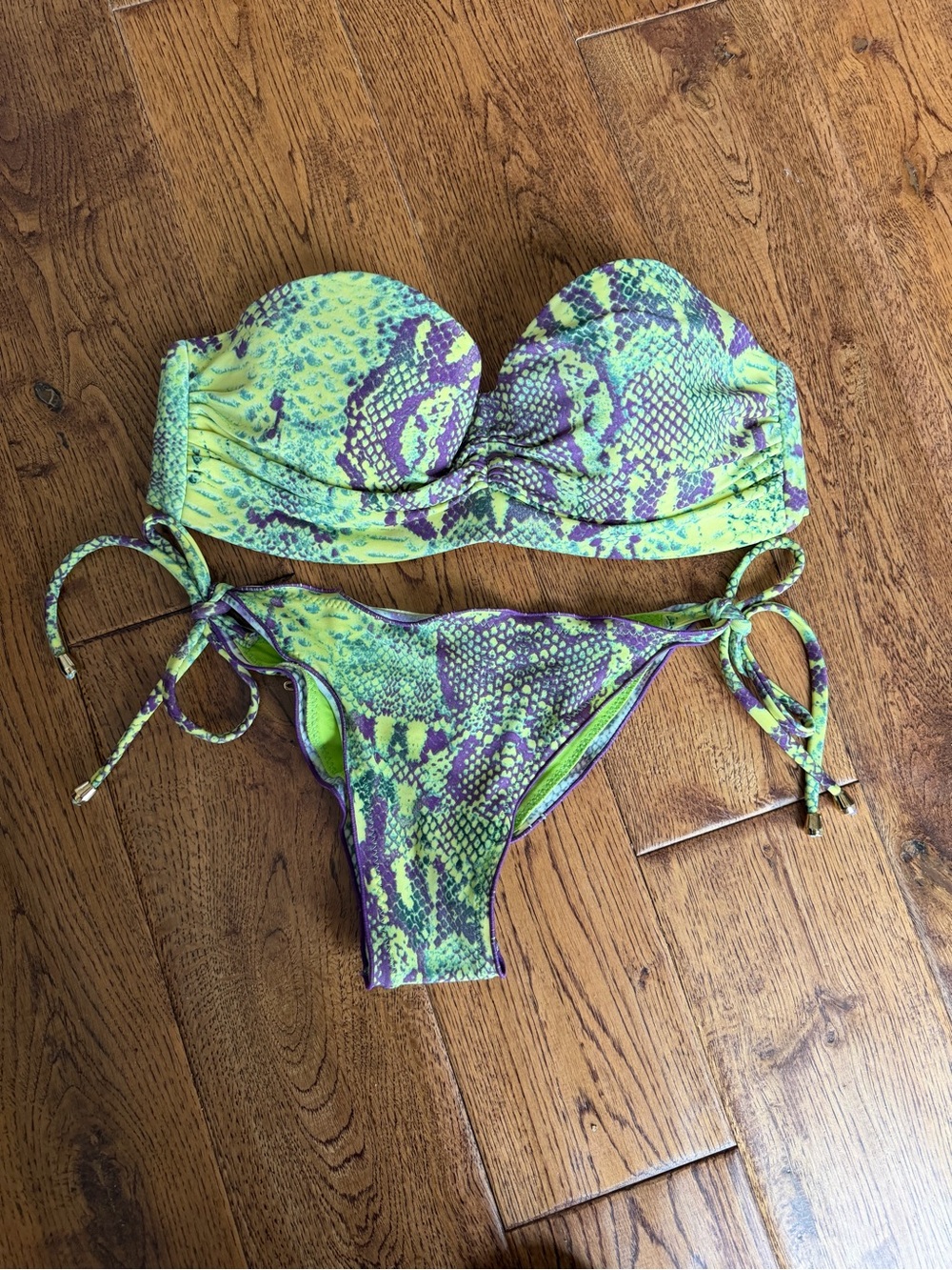 Guria Beachwear Bikini top L bottoms M green purple snakeskin perfect condition
